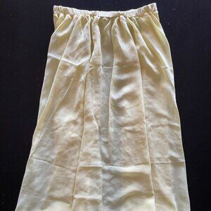 Yellow knee-length pull on circle skirt